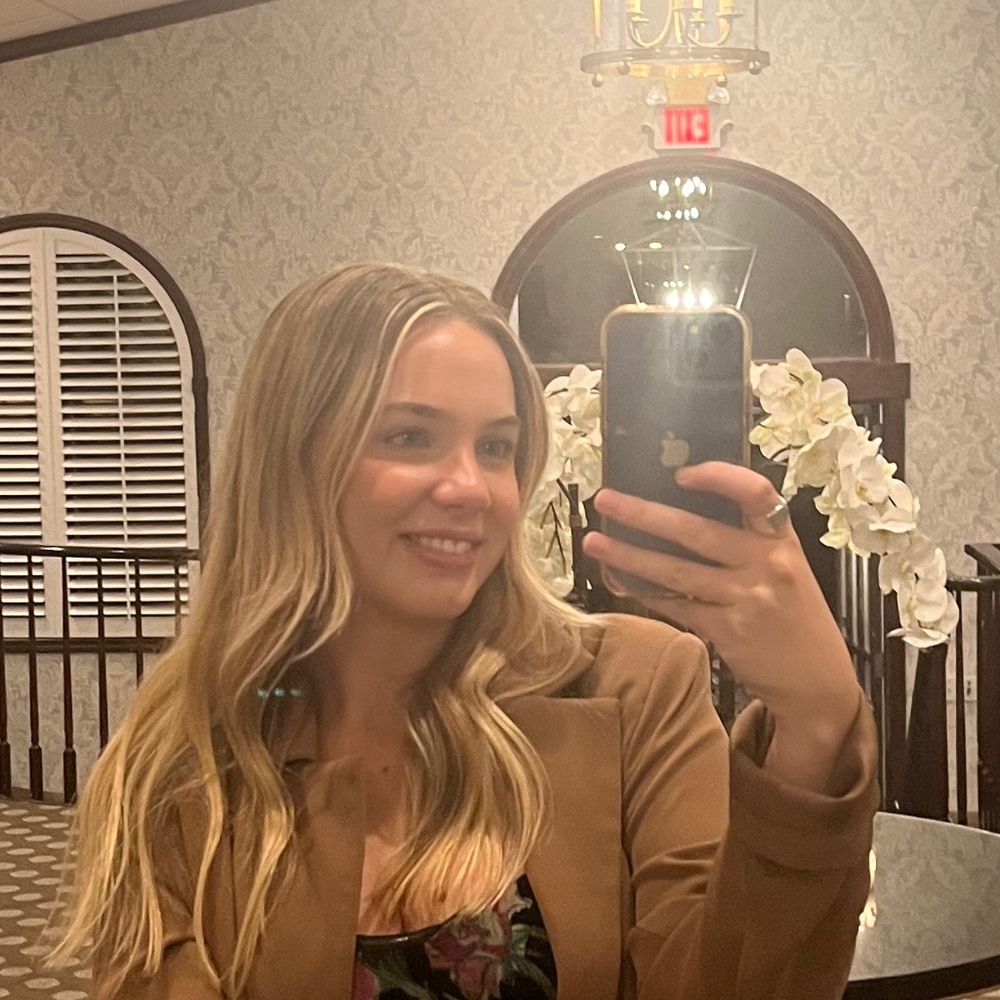 Meet your Posher, Jenna